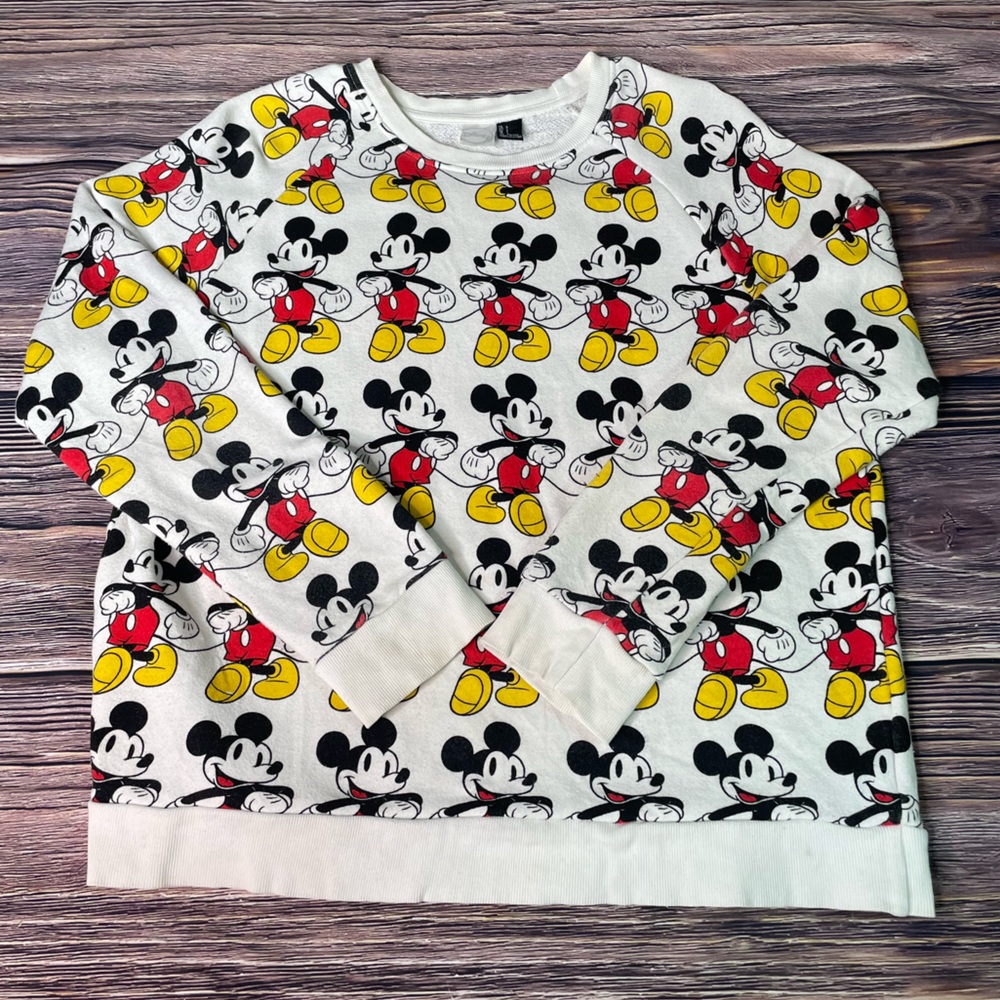 Disney Mickey Mouse Sweatshirt AOP Retro Classic Look Mickey Women’s Size Medium